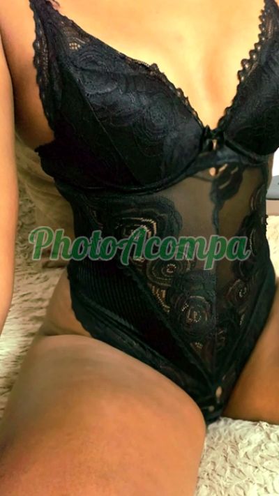 Natália, escort no Guarujá