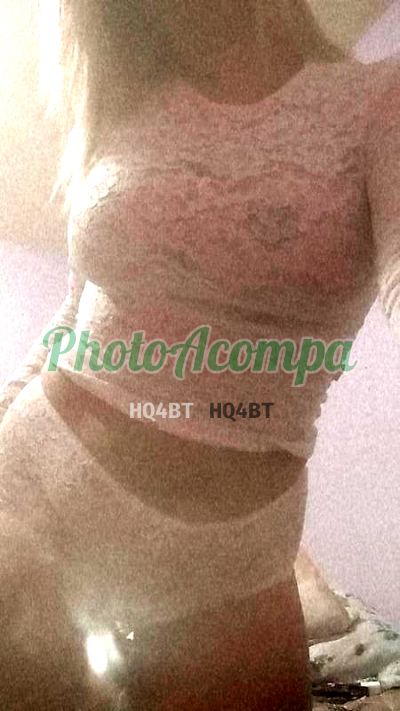 Júlia, escort em Lavras