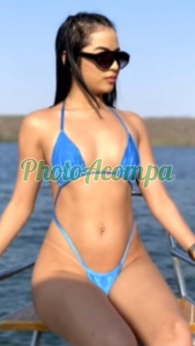 Mirella, escort no Guarujá