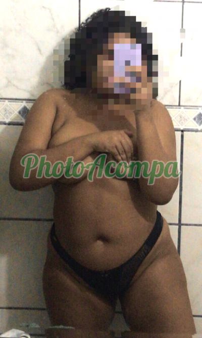 Annax, garota de programa em Vitória