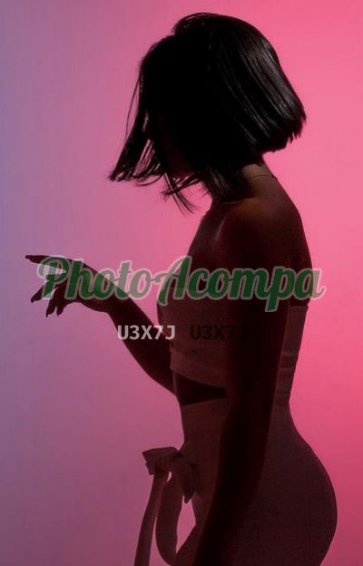 Sara Costa, acompanhante em Santos