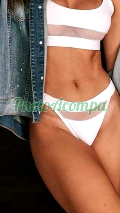 July, escort em Chapecó