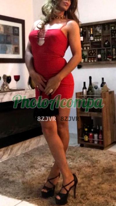 Robertha Cdzinha, travesti em Curitiba