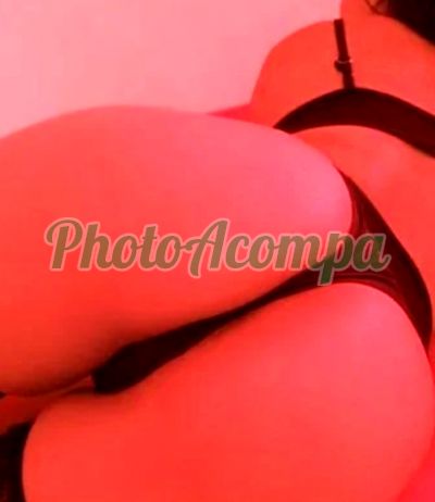 Yasmin, escort no Guarujá