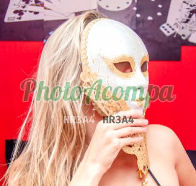 Carolzinha Galega, garota de programa em Porto Alegre