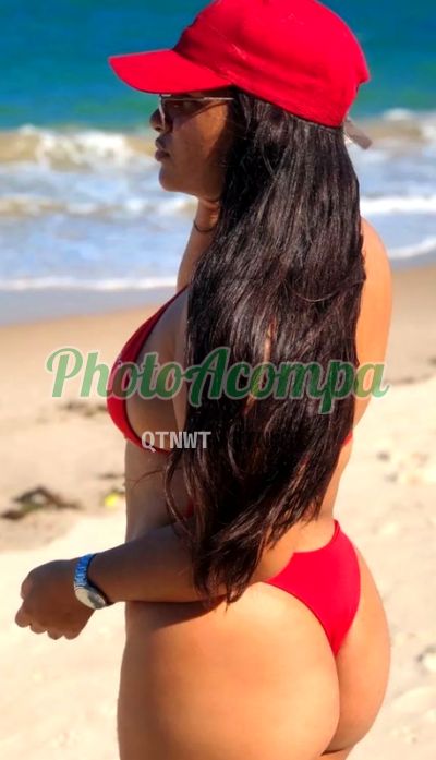 Carol Moreua, acompanhante em Lavras