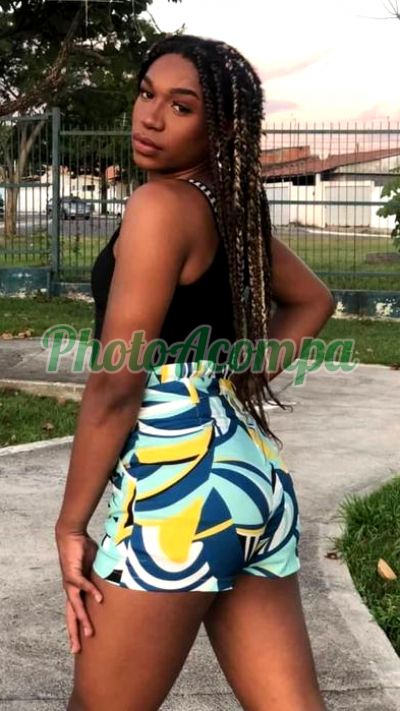 Rainha Do Prazer, travesti em São José dos Campos