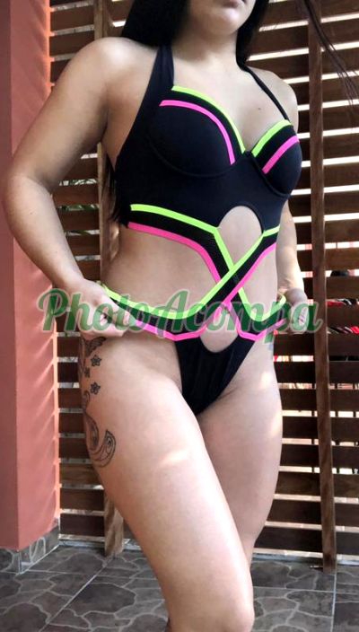 Yasmin, Acompanhante em Blumenau