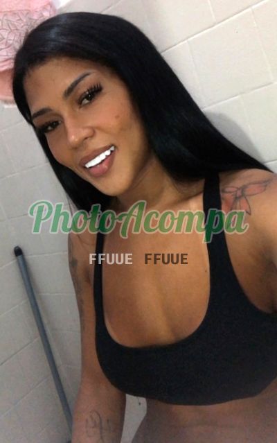 Lais Brandão, transex no Centro (RJ)