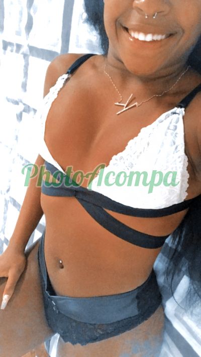 Evelyn Martins, garota de programa em Maricá