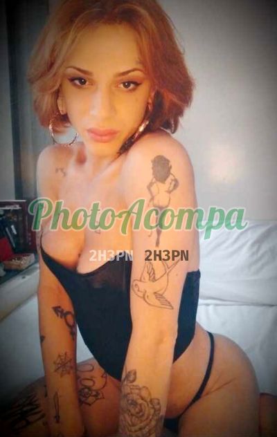 Aline, travesti na República (SP)
