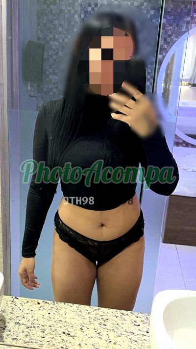 Júlia, garota de programa em Goiânia