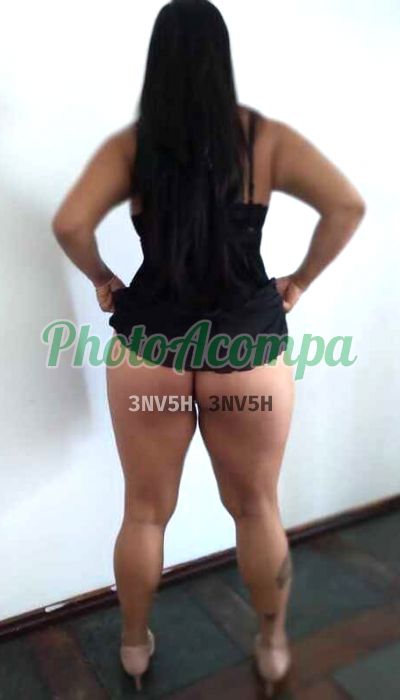 Paola, Escort em Resende