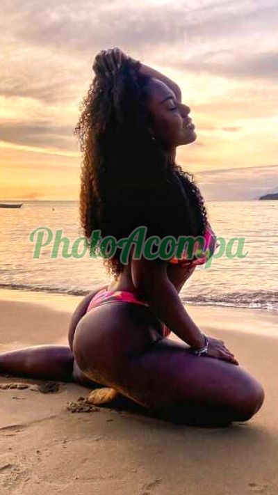 Luna, Escort em Macaé