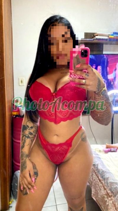 Laura, Escort em Lauro de Freitas