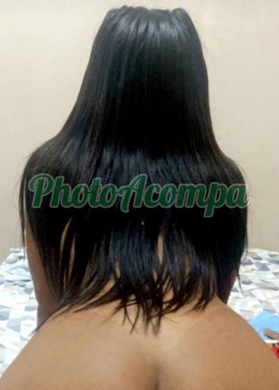 Rubí, escort em Governador Valadares