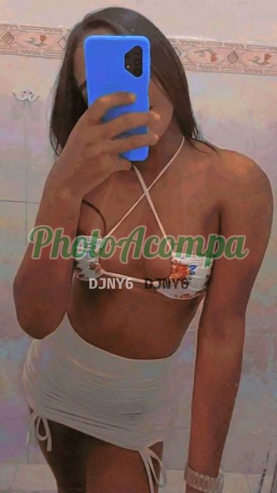 Morena, travesti em Duque de Caxias
