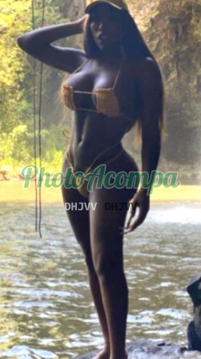 Bombom Dominadora, travesti em Porto Alegre