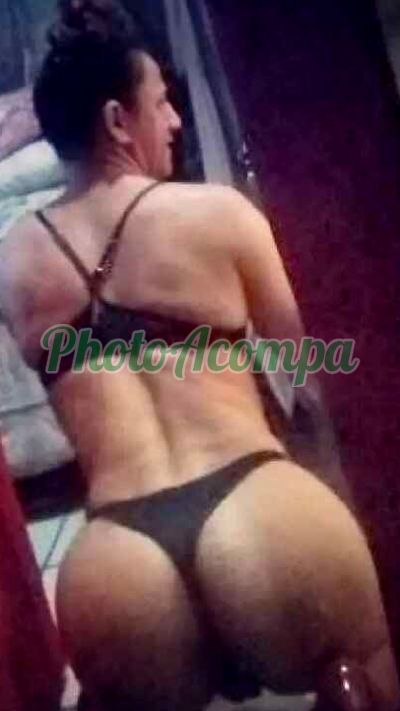 Amanda, travesti em Fortaleza