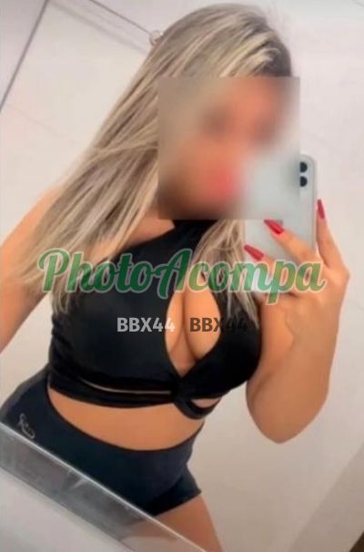 Luiza, garota de programa no Guarujá