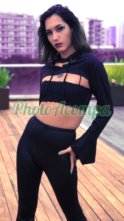 Lilly, Travesti em São Gonçalo