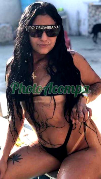 Joyce, acompanhante em Mesquita