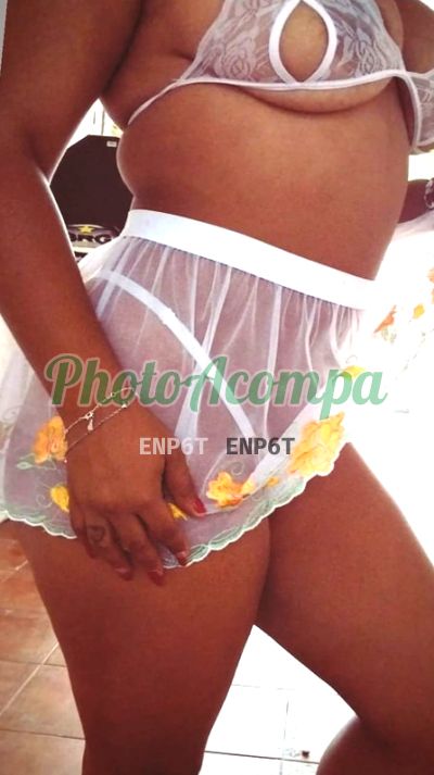 Júlia, escort em Itanhaém