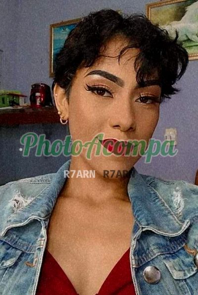 Júlia, escort em Breves