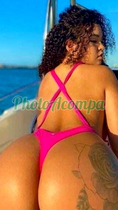 Kelly, Escort em Maricá