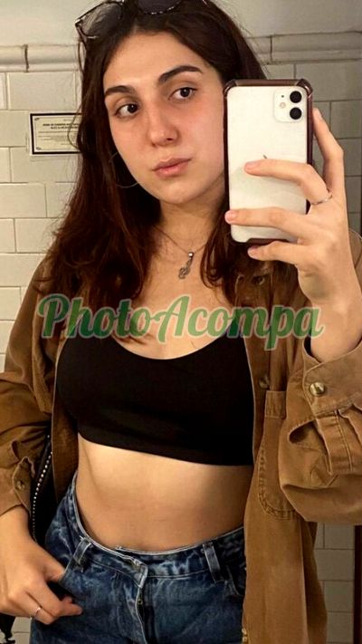 Simone Alvez, acompanhante em Boituva