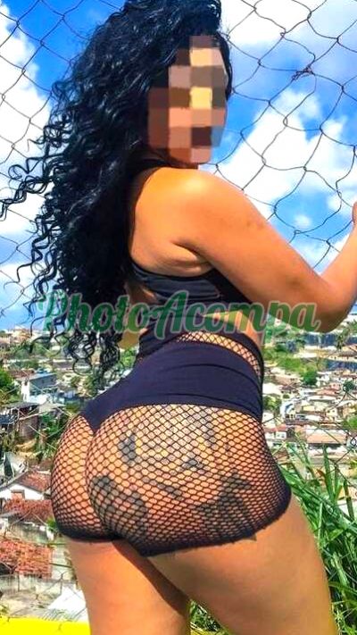 Cely, Acompanhante em Queimados