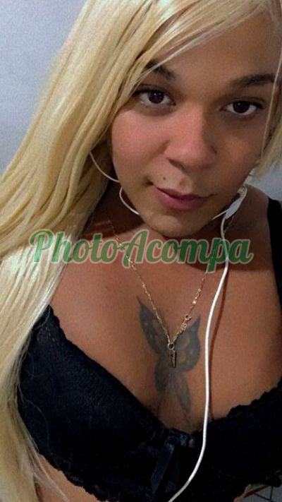 Luana, travesti em Salvador