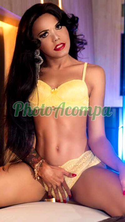 Camila, travesti em Belo Horizonte