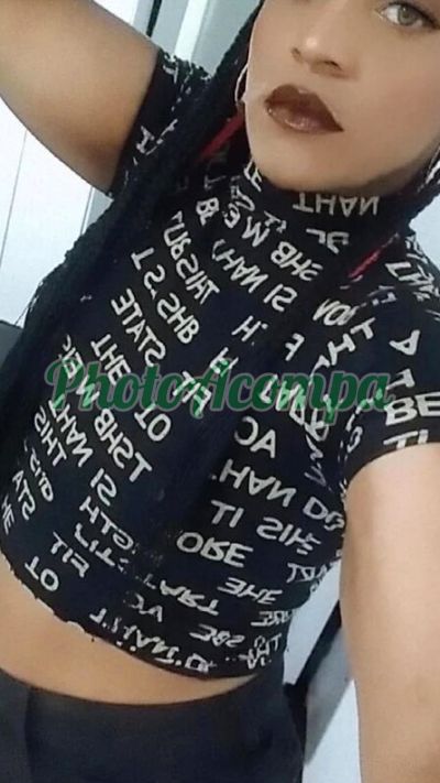 Isabella, travesti em Bauru