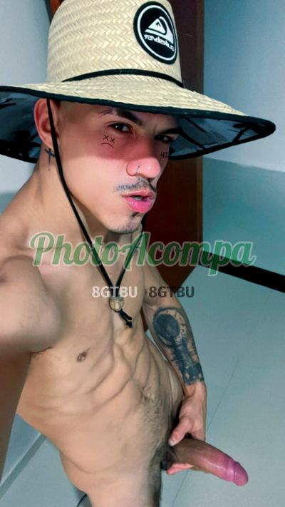 Augusto Phellipe, garoto de programa na Barra da Tijuca (RJ)