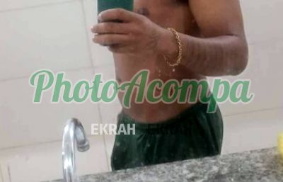 Bryan, garoto de programa em Nilópolis