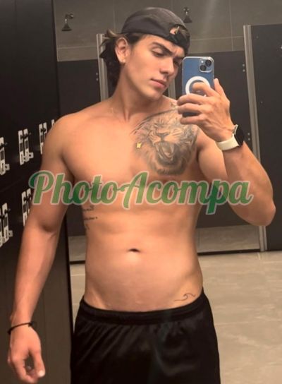Victor Campos, garoto de programa em Duque de Caxias
