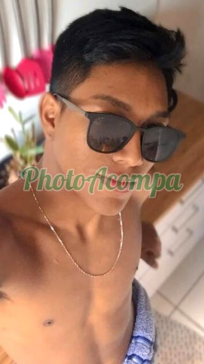 Victor, garoto de programa no Recreio dos Bandeirantes (RJ)