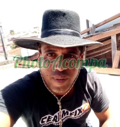 Antônio, garoto de programa em Florianópolis