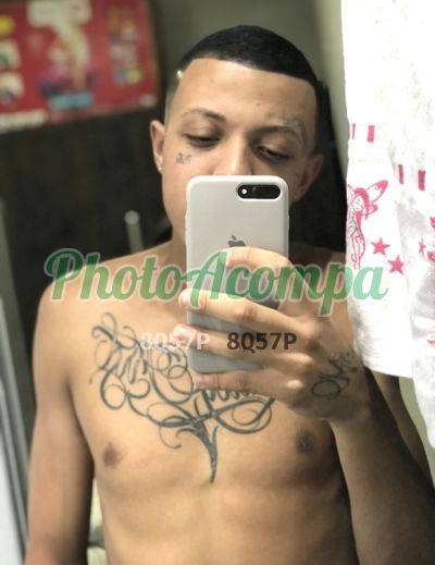 Lucas, garoto de programa em Praia Grande