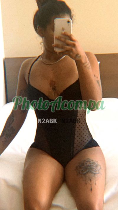 Preta, garota de programa em Porto Alegre