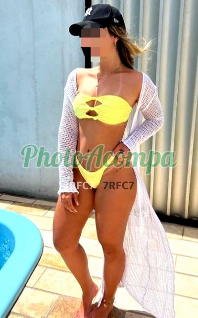 Júlia, acompanhante em Goiânia