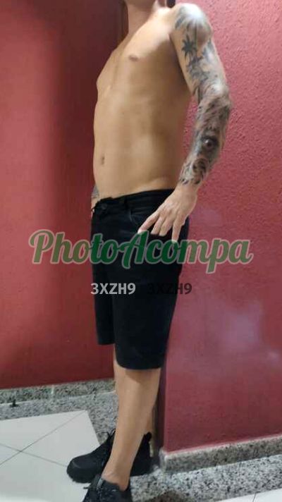 Príncipe, garoto de programa em Copacabana (RJ)