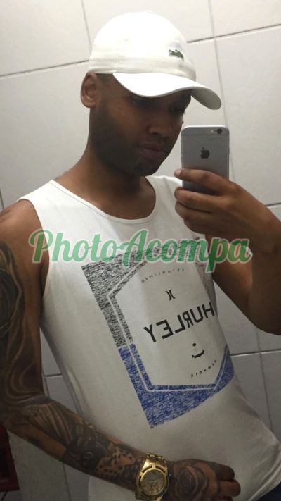Yuri, garoto de programa em Porto Alegre