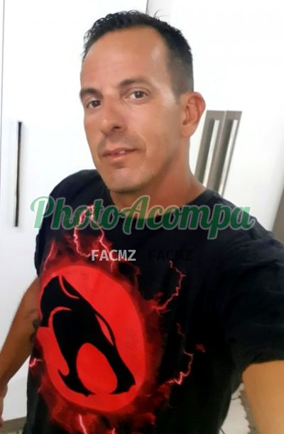 Leonardo Sartori, garoto de programa em Praia Grande