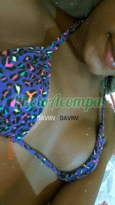 Yasmin, garota de programa em Brasiléia