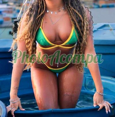 Elisa Campos, Acompanhante em Queimados