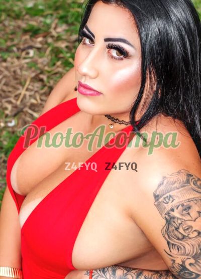 Aline, garota de programa em Florianópolis