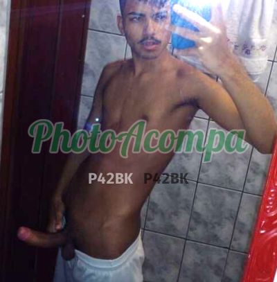 Bertinelly, garoto de programa em São Paulo