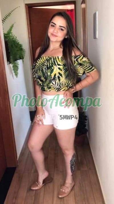 Branca, garota de programa em Itaquaquecetuba